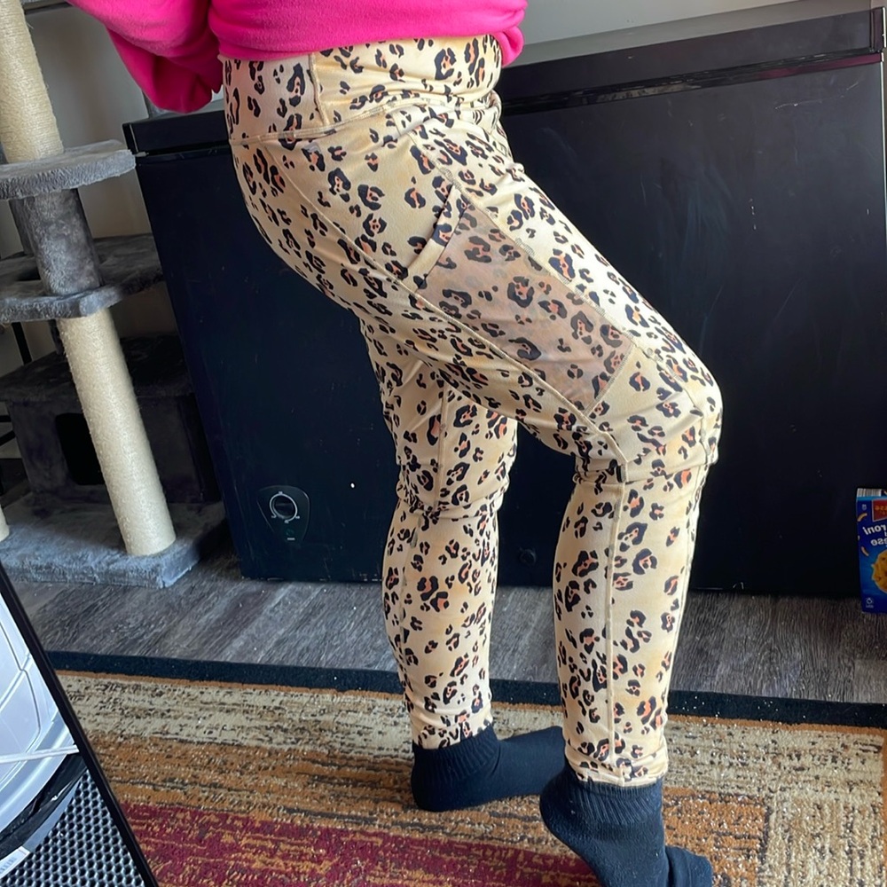 “On-The-Go PowerHold” High Waisted Animal Print Leggings by Fabletics